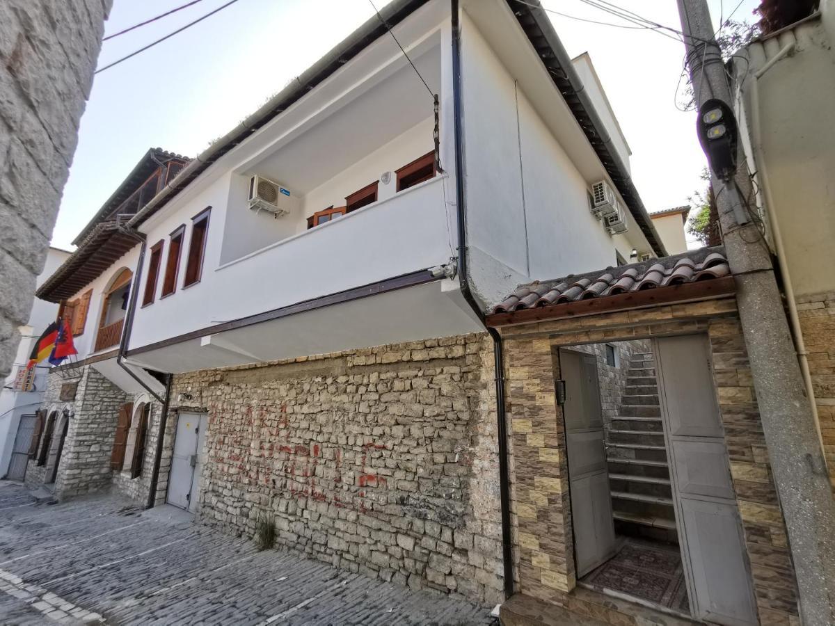 Bed and Breakfast Bujtina Valgent Berat Exteriér fotografie