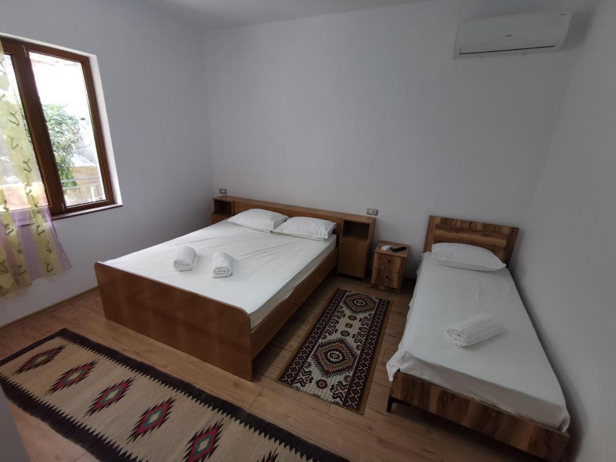 Bed and Breakfast Bujtina Valgent Berat Exteriér fotografie