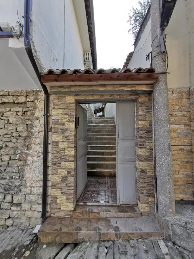 Bed and Breakfast Bujtina Valgent Berat Exteriér fotografie